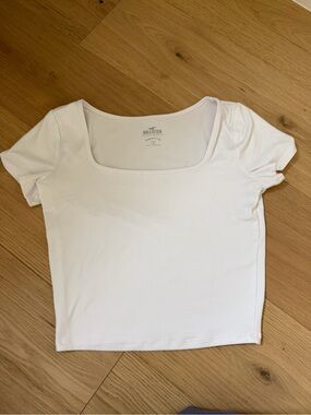 Hollister White Square Neck Short Sleeve Crop Top